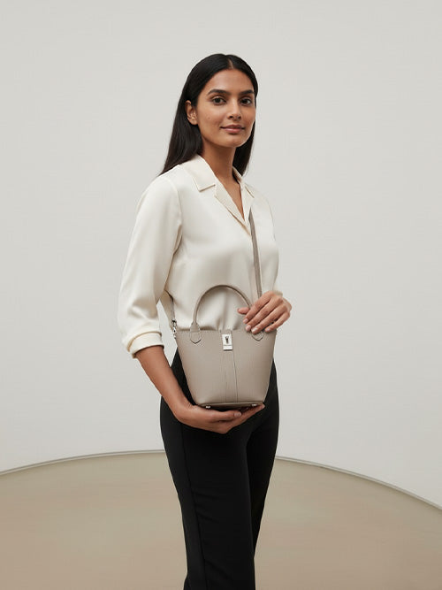 Khaki Main image